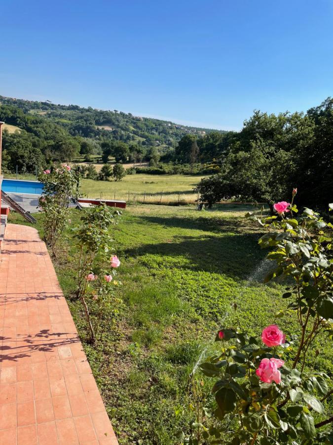Luxury Villa Arianna Tarano Exteriör bild