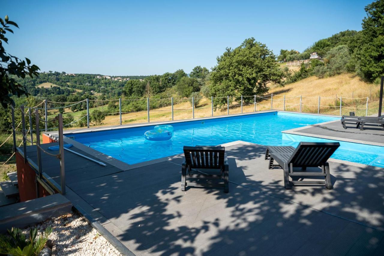 Luxury Villa Arianna Tarano Exteriör bild