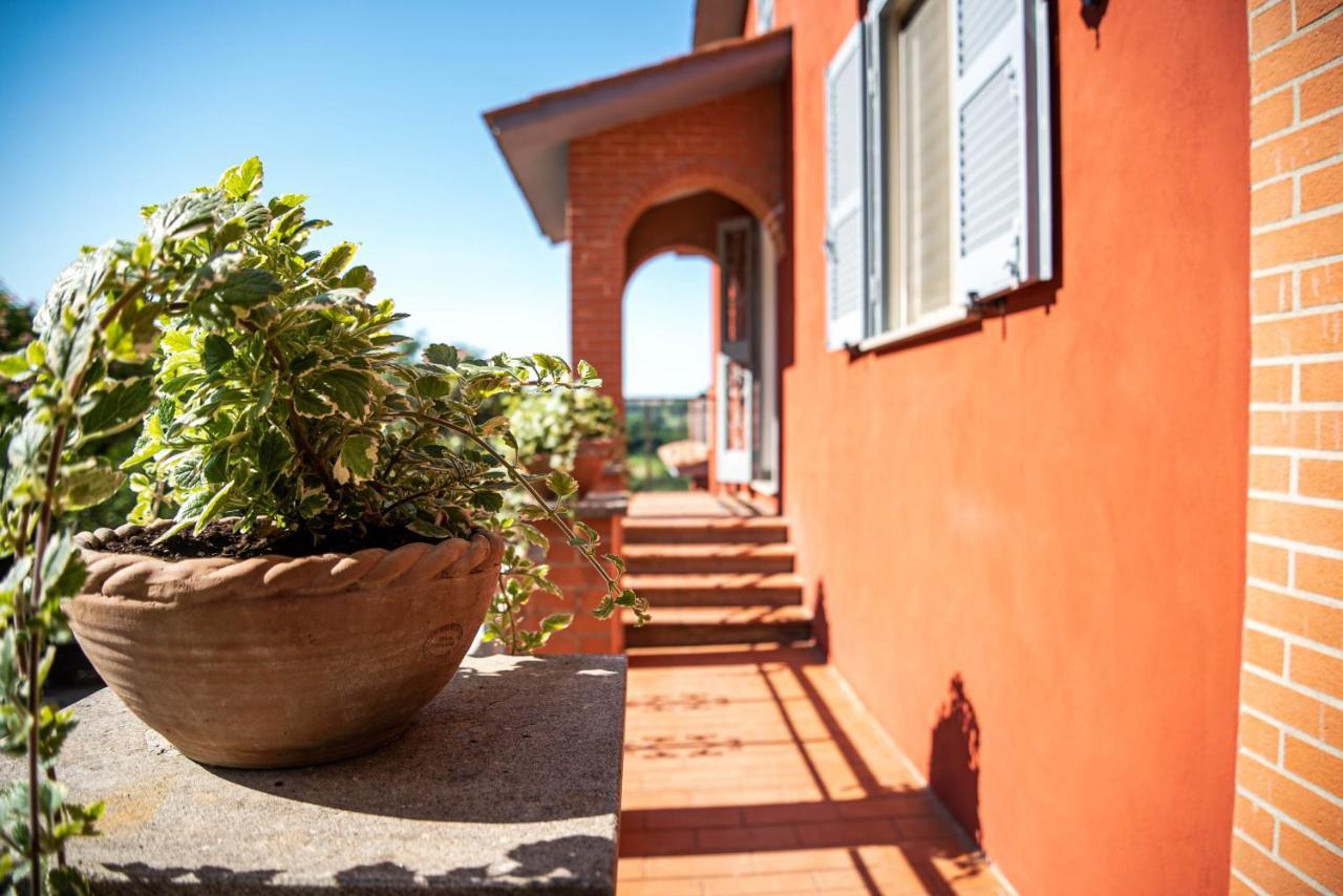 Luxury Villa Arianna Tarano Exteriör bild