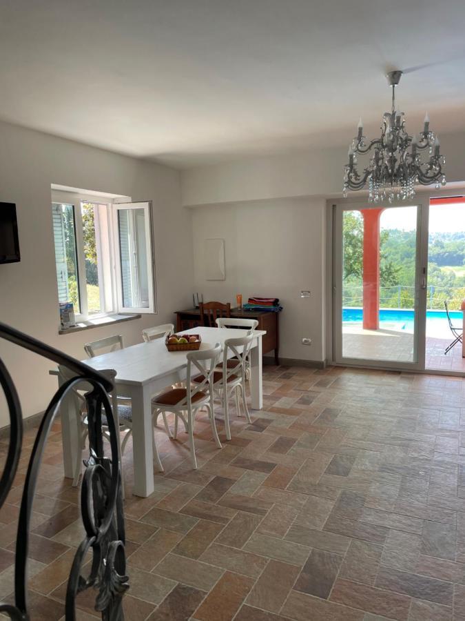 Luxury Villa Arianna Tarano Exteriör bild