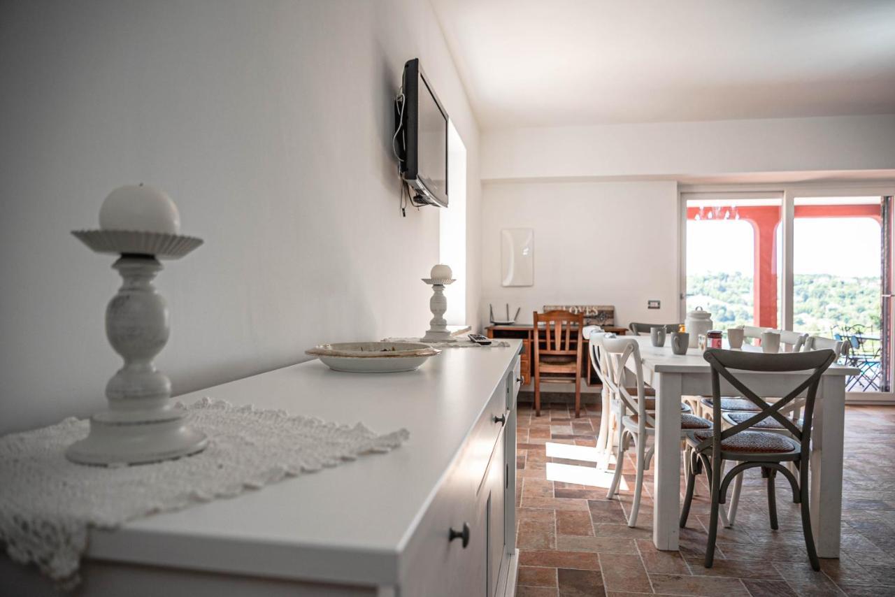 Luxury Villa Arianna Tarano Exteriör bild